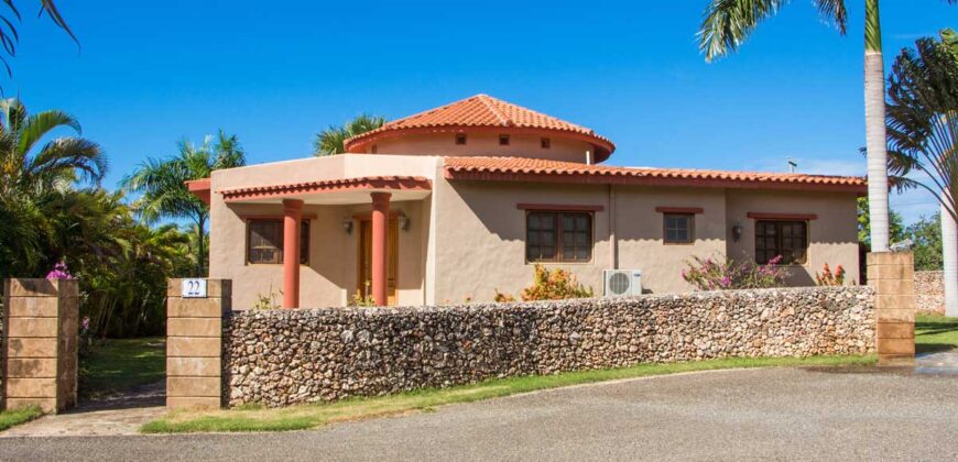 Villa avec piscine à vendre à Tanger Jbel Kbir, 850m², vue mer.