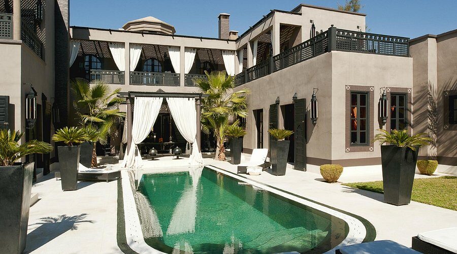 Villa avec piscine à vendre à Tanger Jbel Kbir, 850m², vue mer. Villa avec piscine à vendre à Tanger Jbel Kbir, 850m², vue mer.